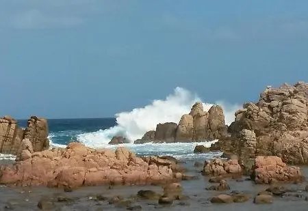 Casa Vacanze Calarossa بيت للعطل *